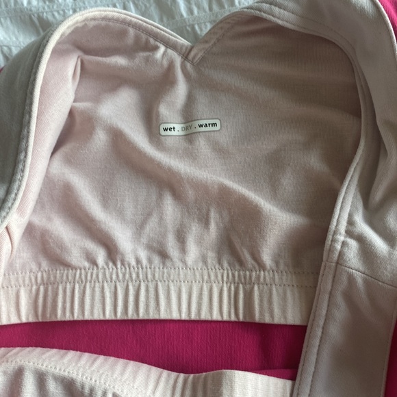 Lulu lemon top - Picture 2 of 3